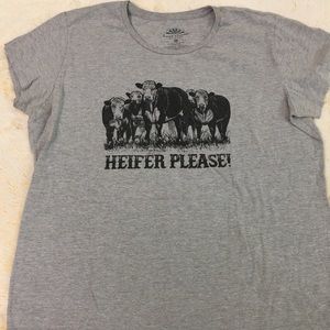 Lost creek “Heifer Please” women’s Tee XL